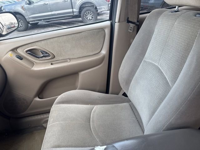 Used 2002 MAZDA Tribute ES image 21
