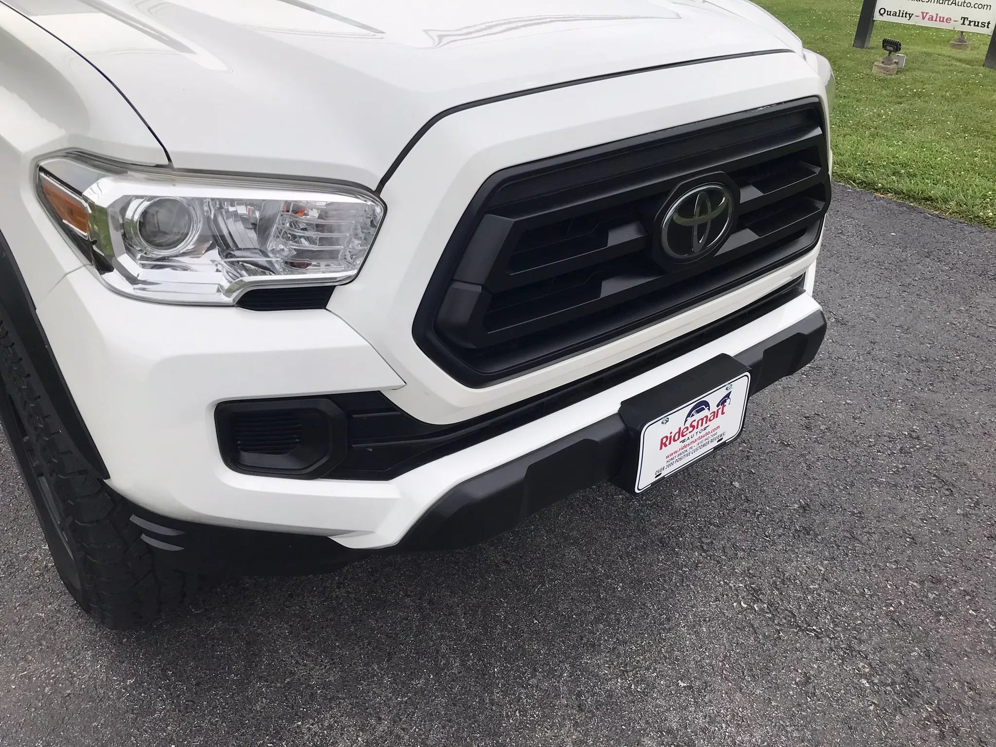 Used 2020 Toyota Tacoma SR w/ SX Package AWD/4WD image 53