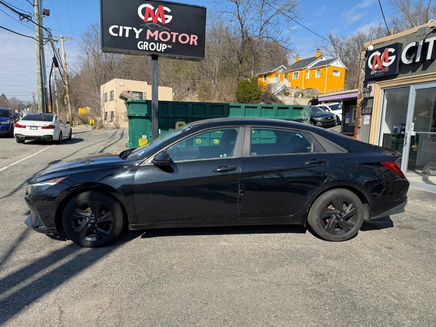 Used 2021 Hyundai Elantra SEL w/ Convenience Package FWD image 13