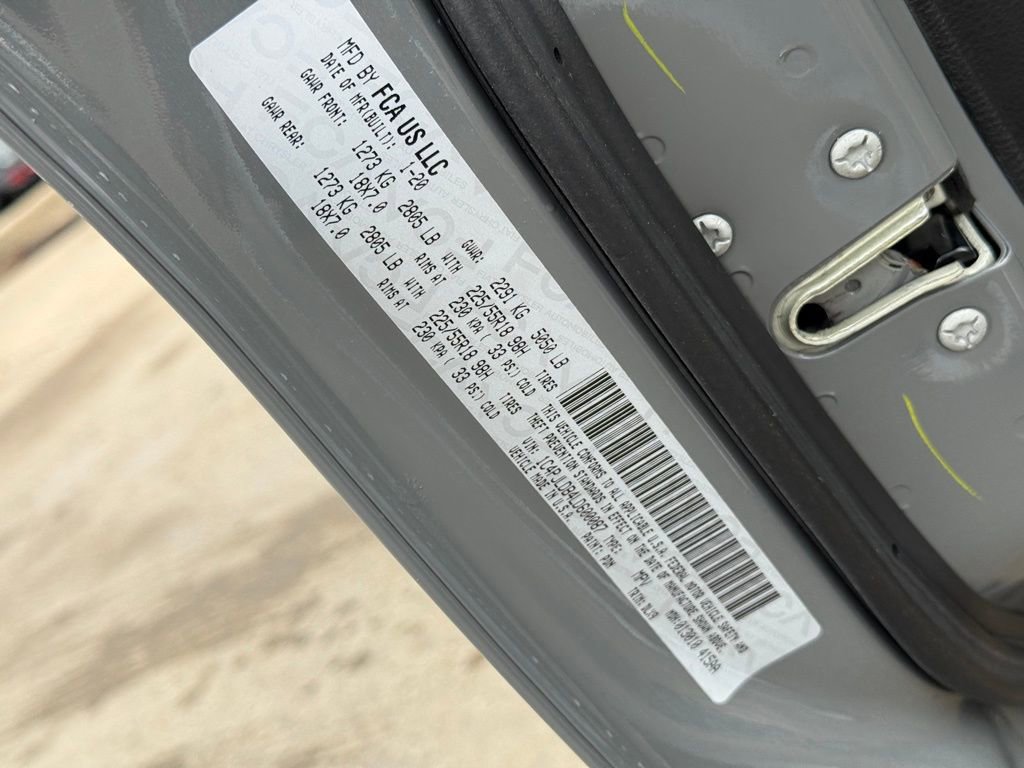 Used 2020 Jeep Cherokee Limited image 10