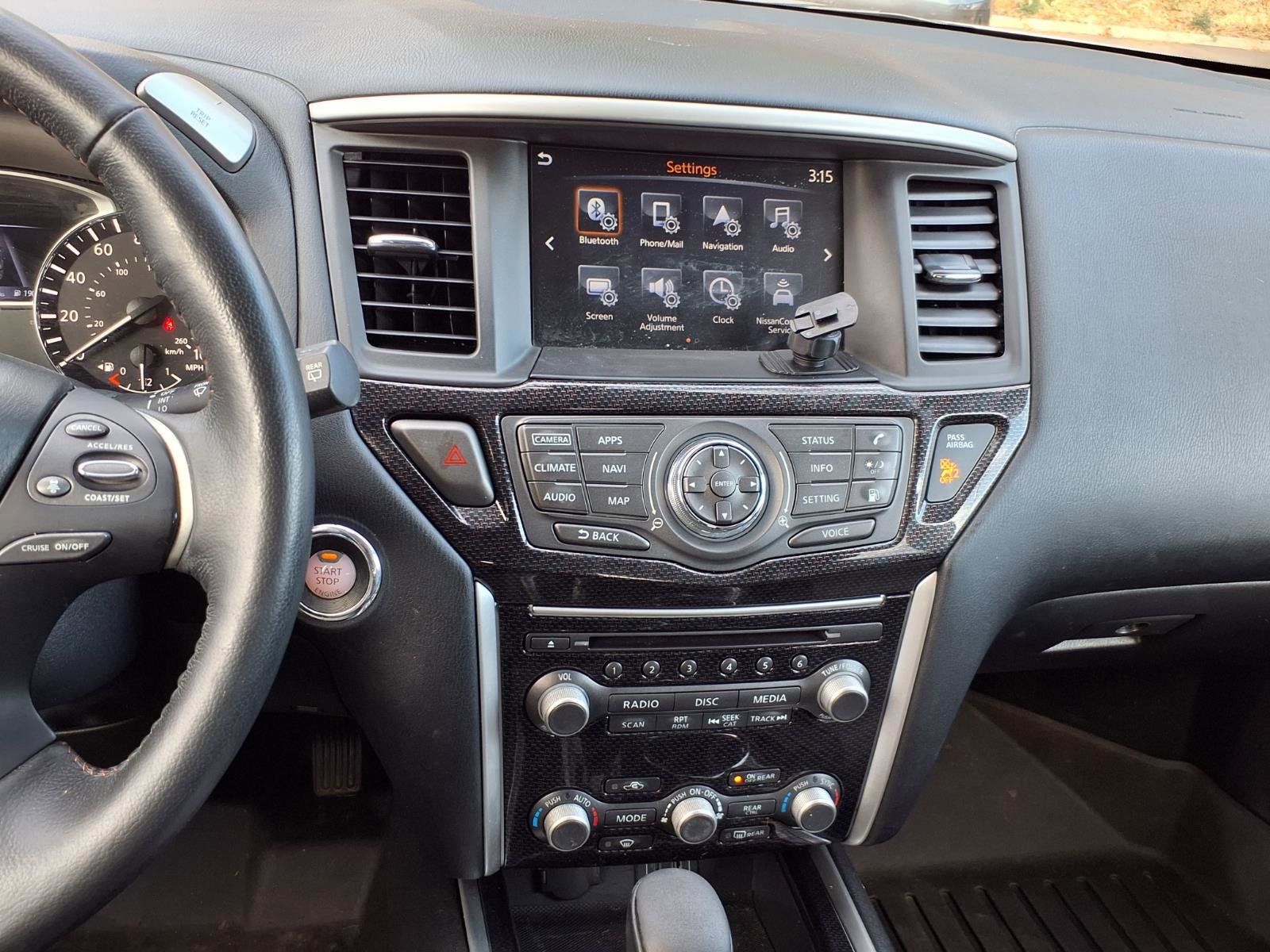 Used 2020 Nissan Pathfinder SL w/ Rock Creek Edition image 17