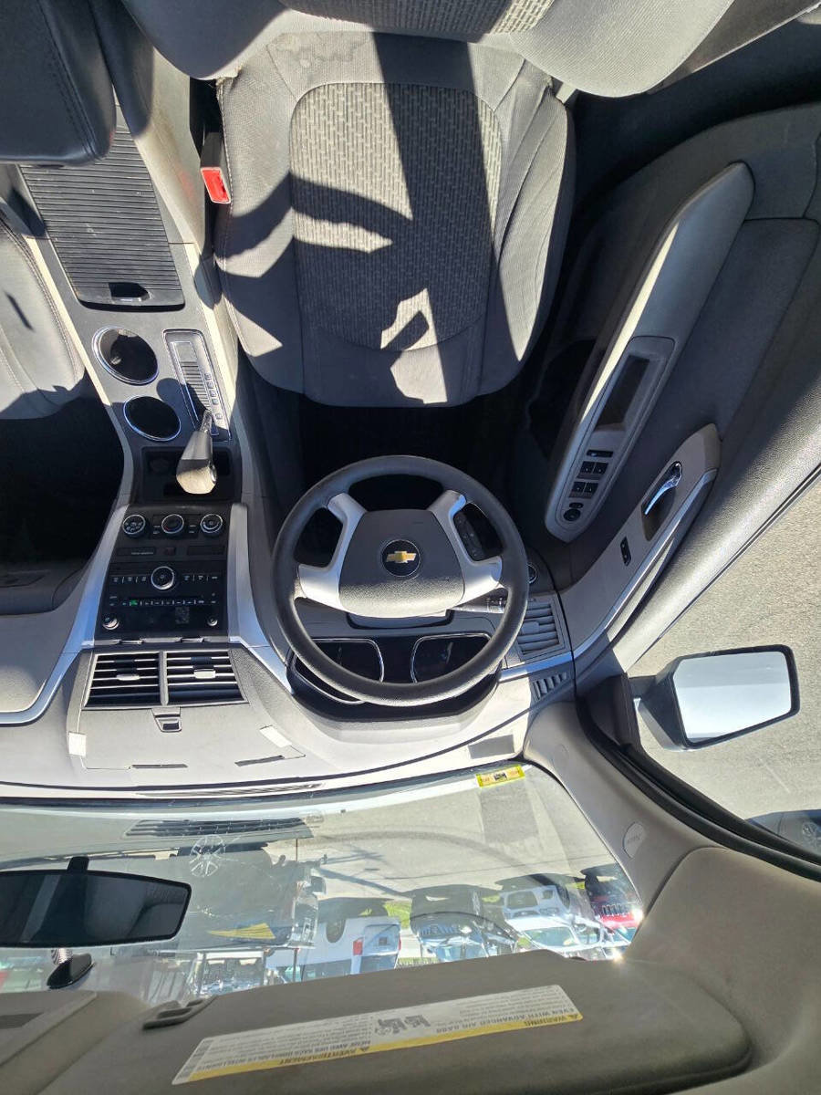 Used 2012 Chevrolet Traverse LS FWD image 25