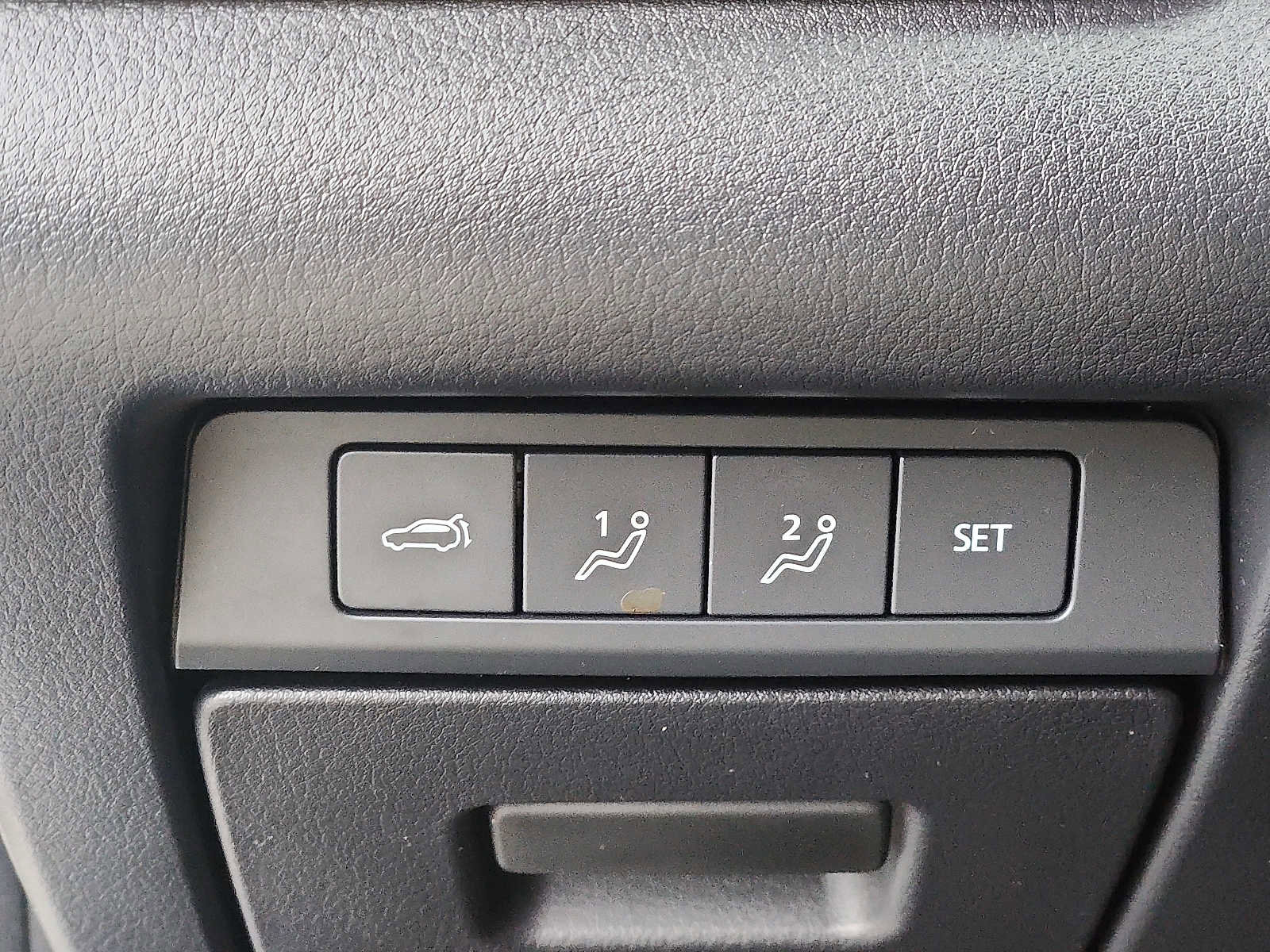 Used 2021 MAZDA CX-30 AWD 2.5 S w/ Premium Package image 27