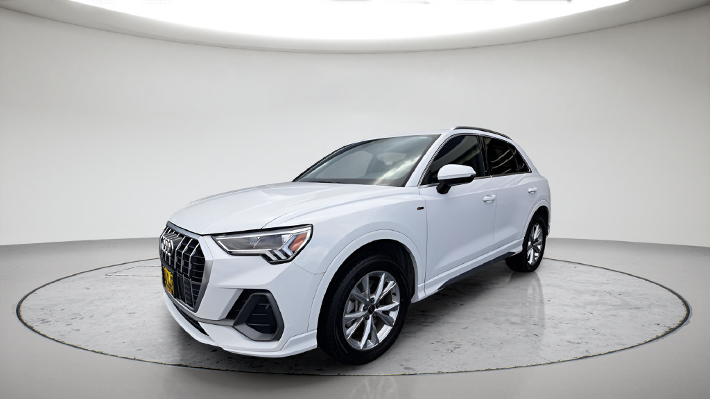 Used 2024 Audi Q3 2.0T Premium AWD/4WD image 31
