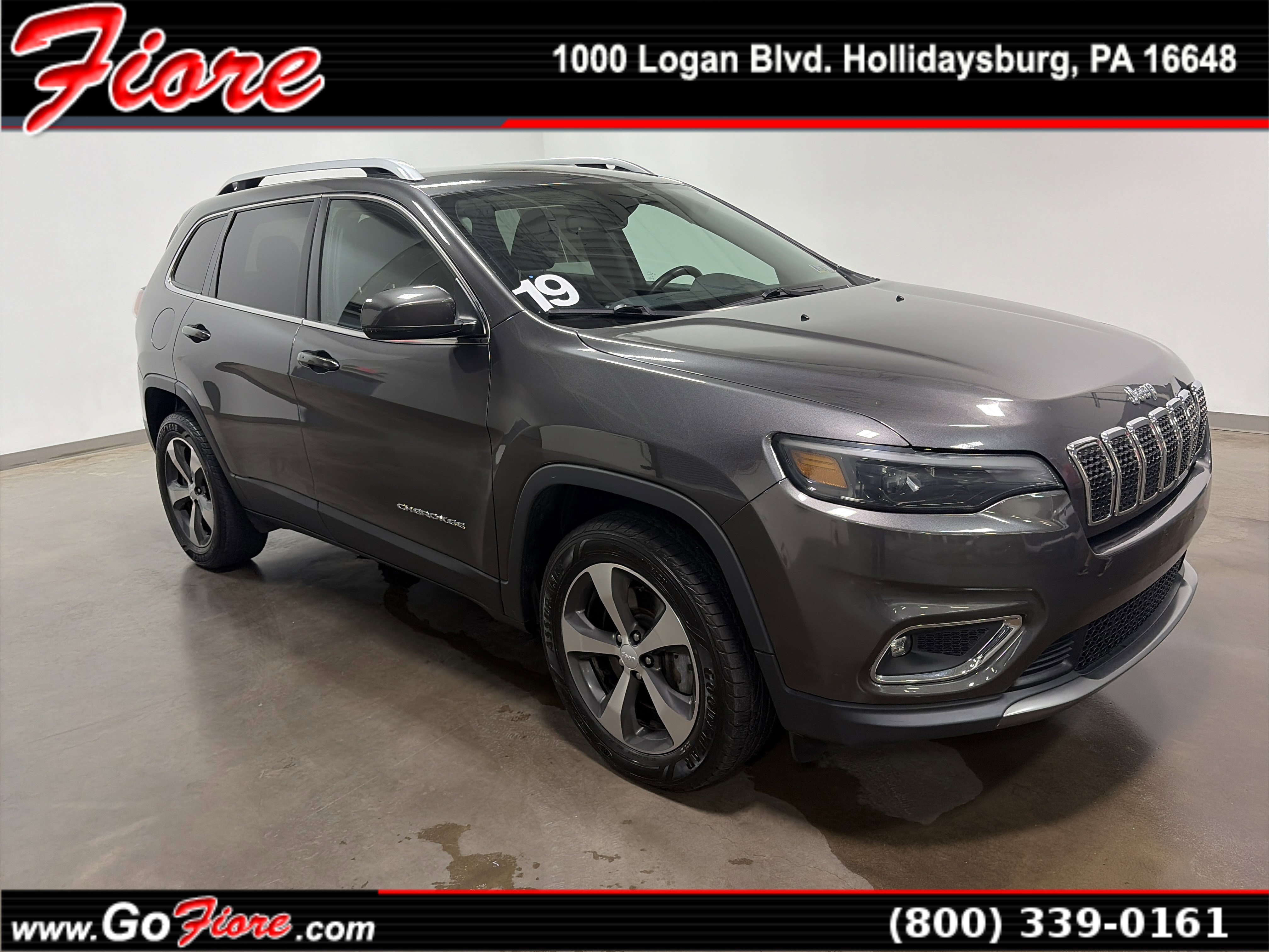 Used 2019 Jeep Cherokee Limited AWD/4WD image 1