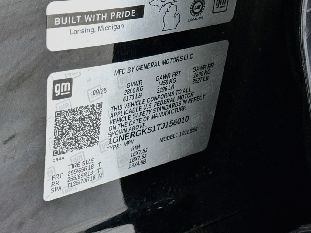 Used 2026 Chevrolet Traverse LT w/ LPO, Floor Liner Package FWD image 32