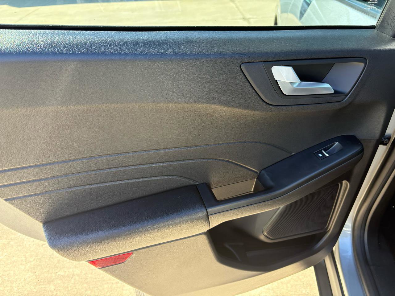 Certified 2024 Ford Escape ST-Line FWD image 33