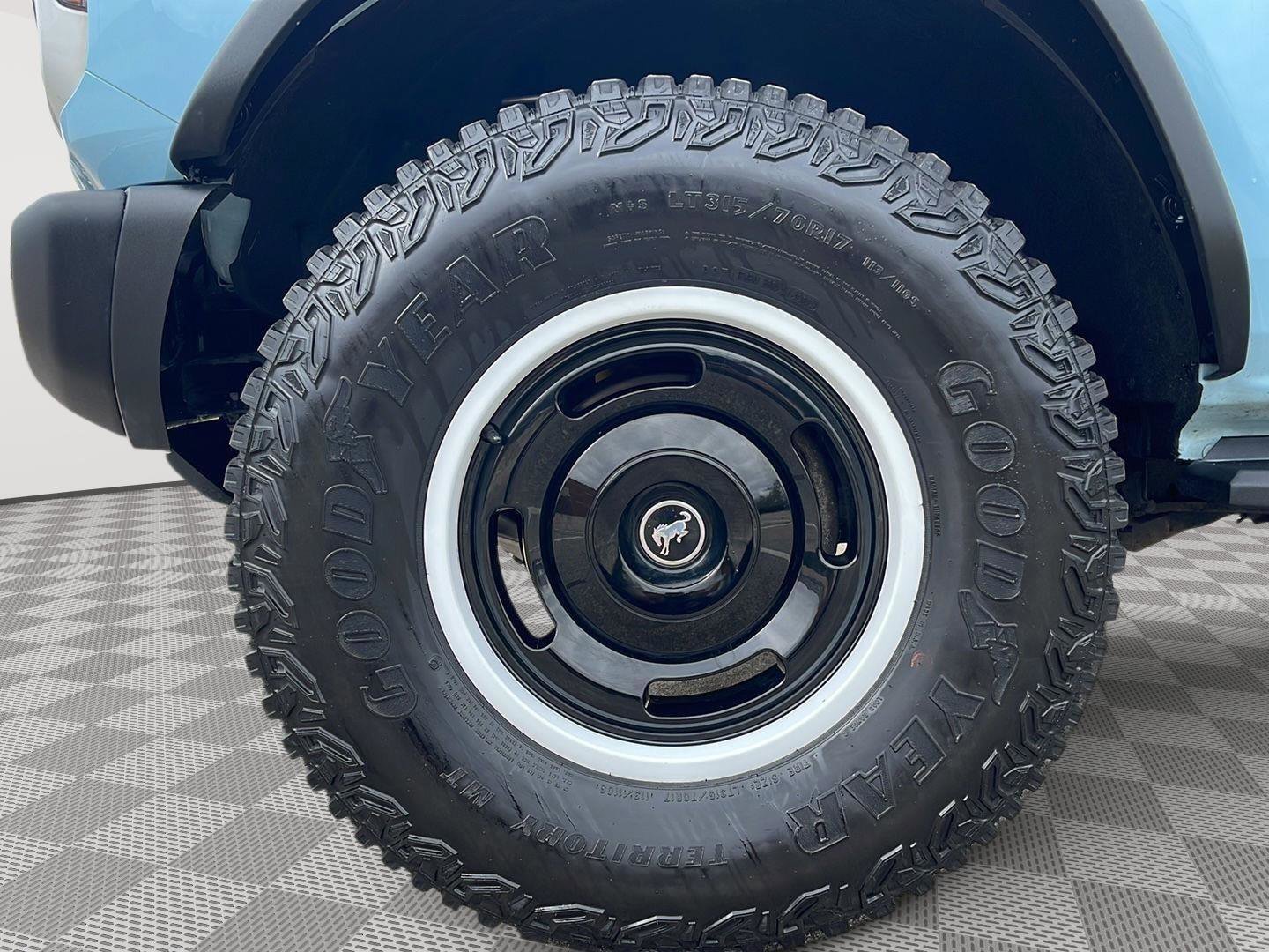 Used 2023 Ford Bronco Heritage Edition image 14