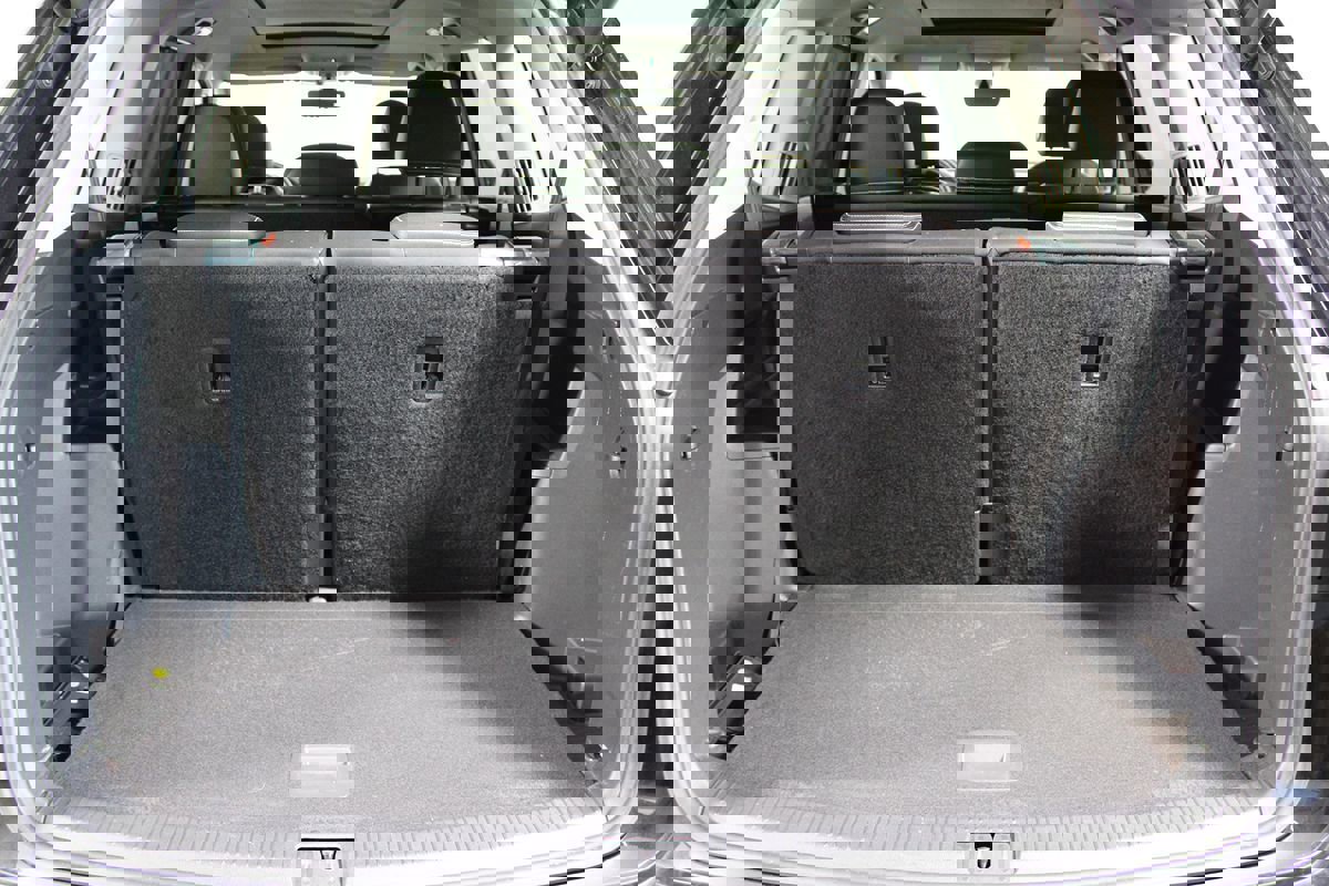 Used 2023 Volkswagen Atlas SE w/ Panoramic Sunroof Package image 30