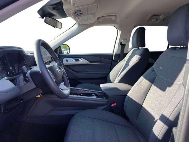 Used 2026 Ford Explorer Active AWD/4WD image 20