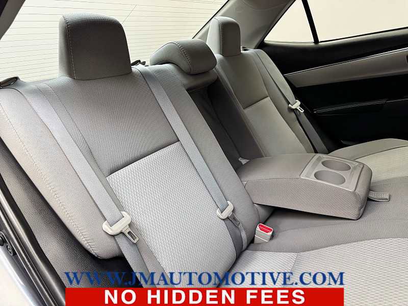 Used 2015 Toyota Corolla LE image 18