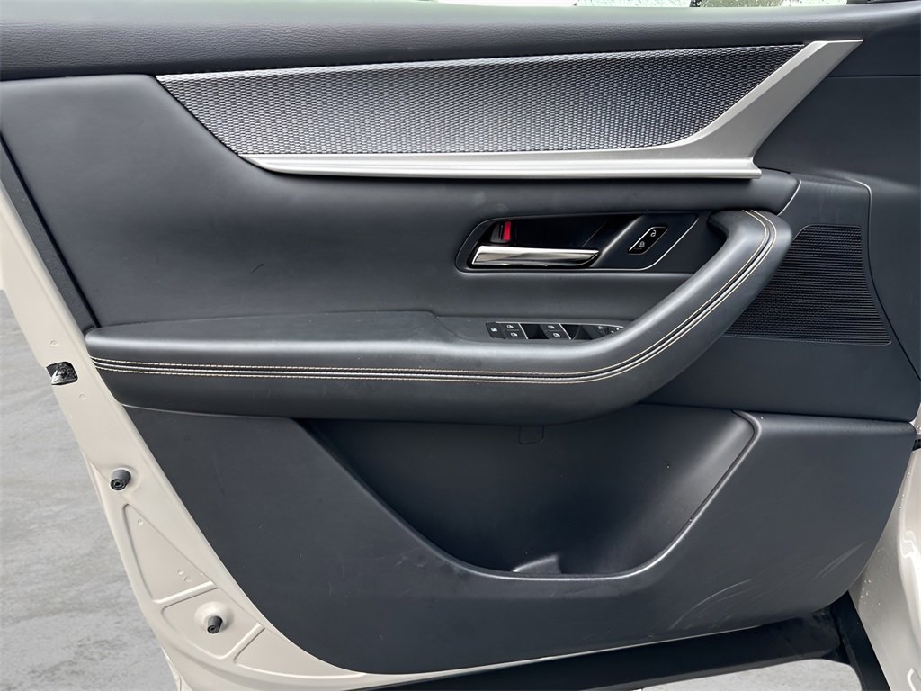 Used 2025 MAZDA CX-90 3.3 Turbo w/ Preferred Package image 23