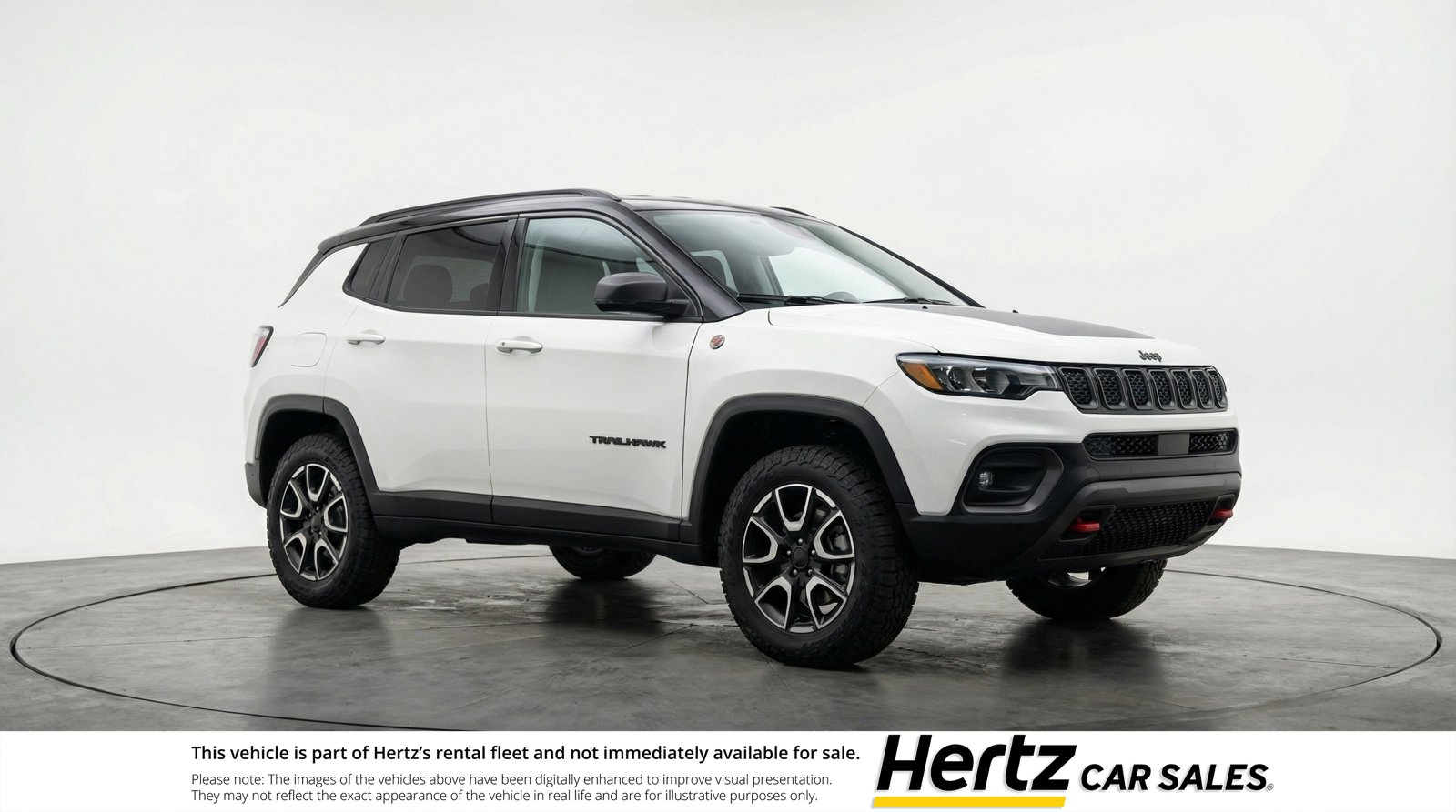 Used 2025 Jeep Compass Trailhawk AWD/4WD image 1