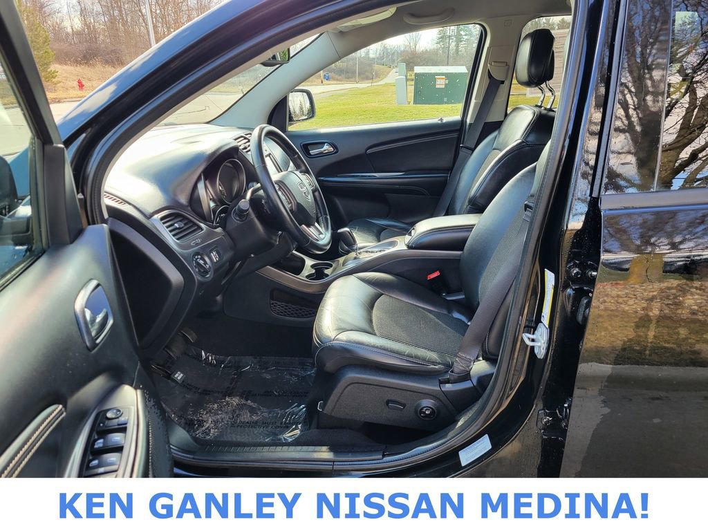 Used 2017 Dodge Journey Crossroad w/ Popular Equipment Group image 37