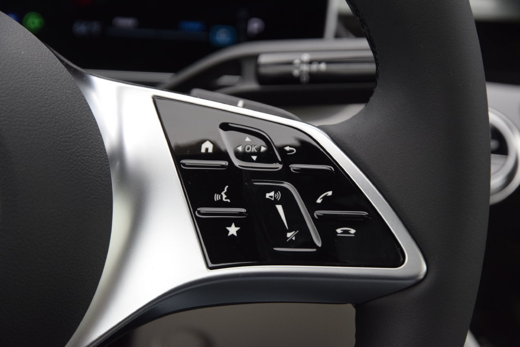 New 2026 Mercedes-Benz C 300 4MATIC Sedan image 25