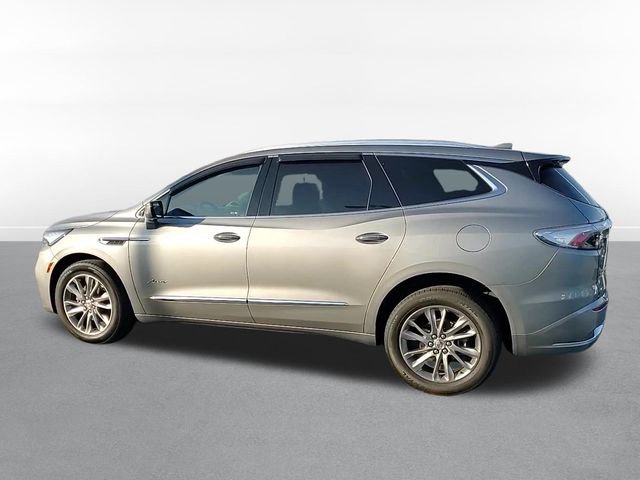 Used 2023 Buick Enclave Avenir w/ Avenir Technology Package image 5