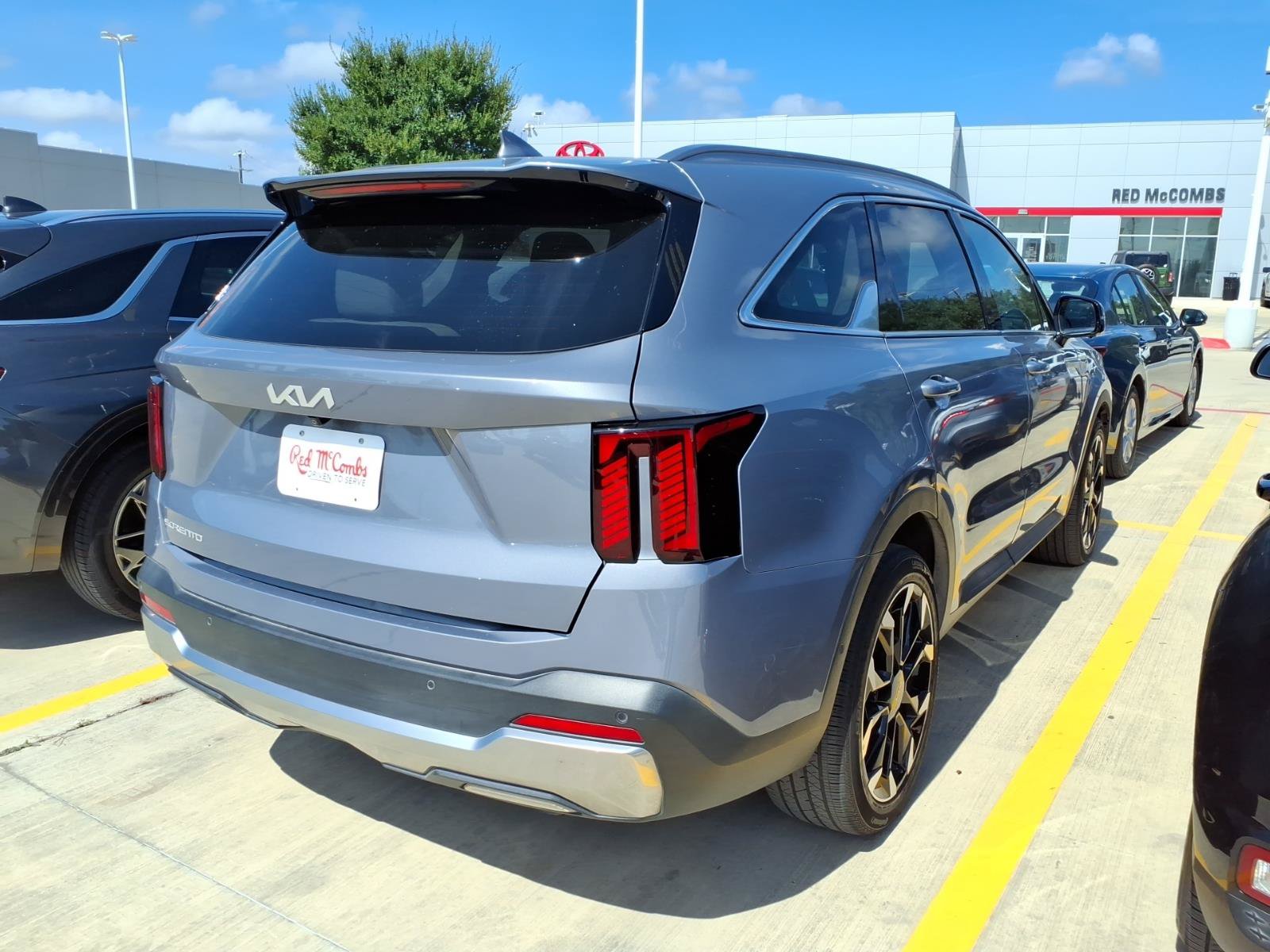 Used 2024 Kia Sorento SX FWD image 4