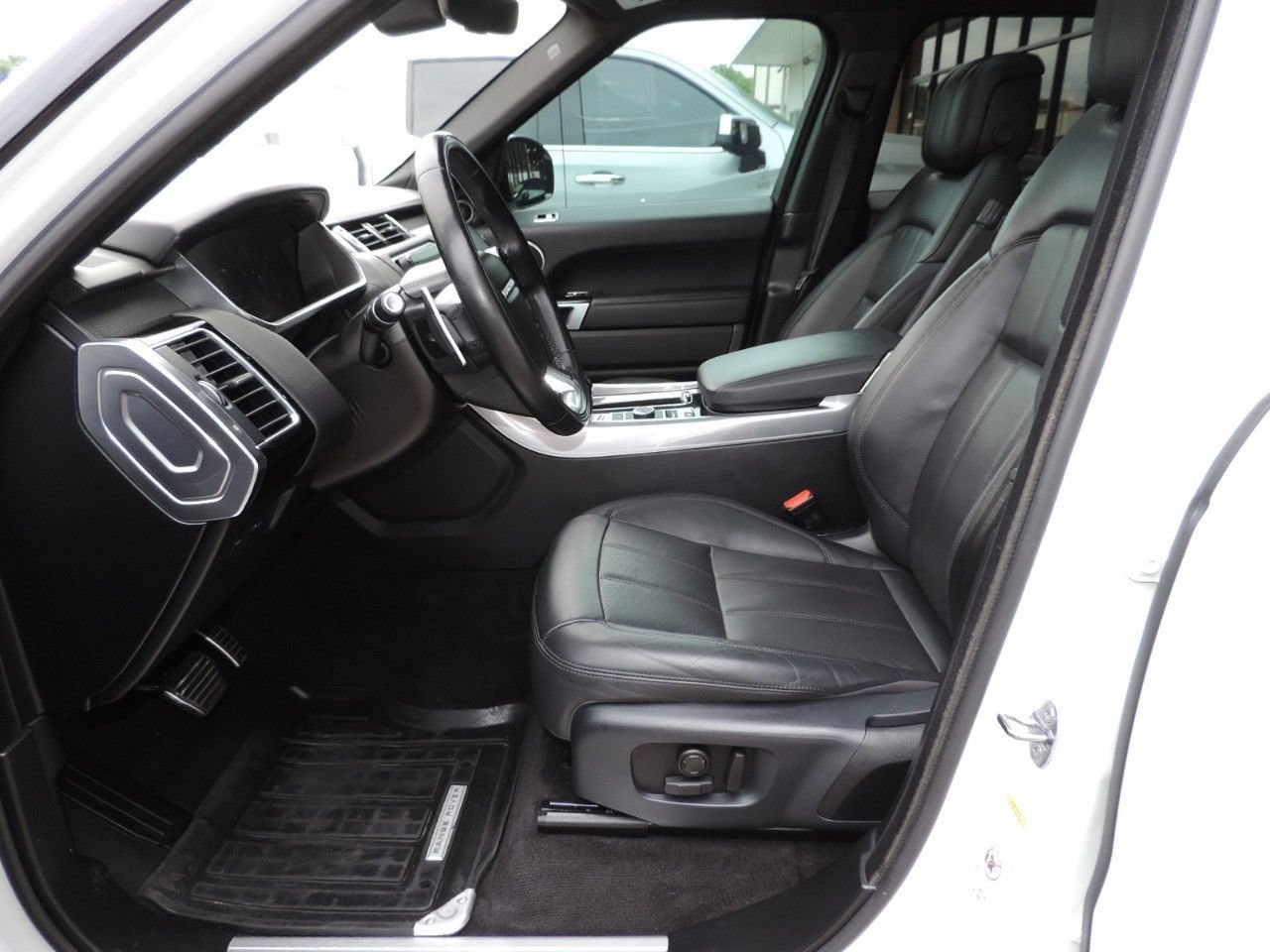 Used 2021 Land Rover Range Rover Sport HSE Silver Edition AWD/4WD image 26