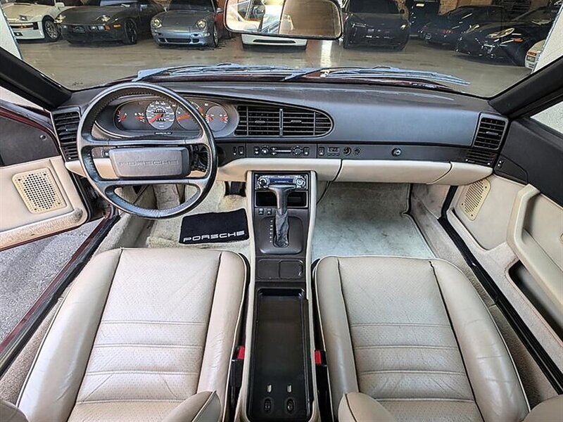 Used 1987 Porsche 944 Coupe RWD image 3