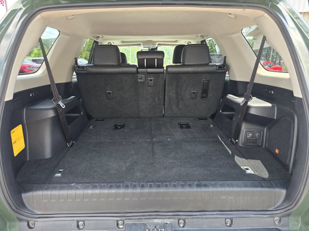 Used 2022 Toyota 4Runner Limited AWD/4WD image 14