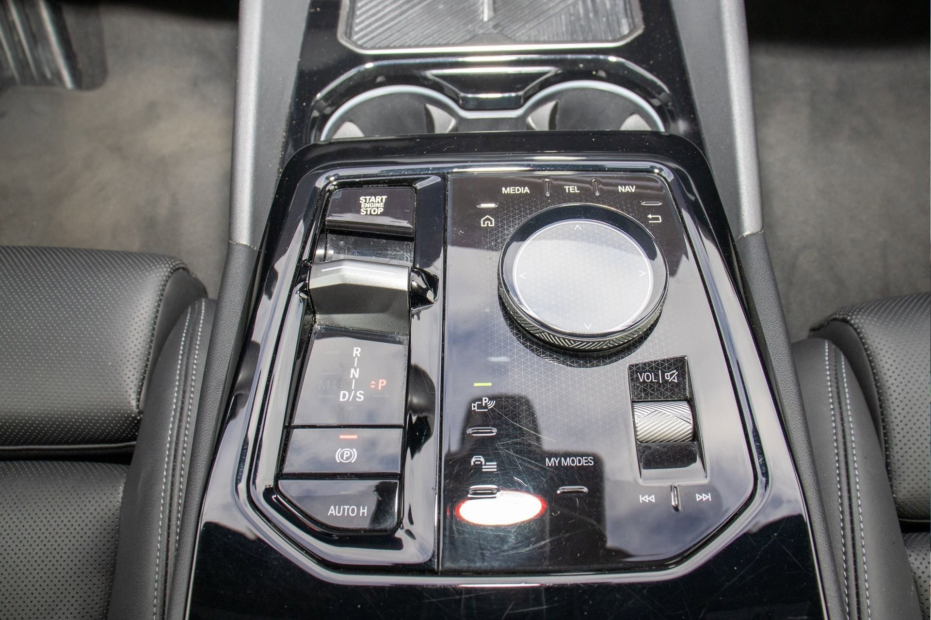 Used 2024 BMW 530i image 25