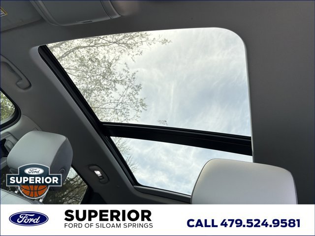 Used 2022 Chevrolet Blazer LT w/ Sound & Technology Package image 6