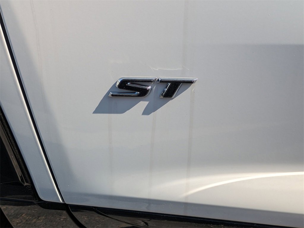 New 2025 Buick Enclave Sport Touring w/ LPO, Floor Liner Package image 29