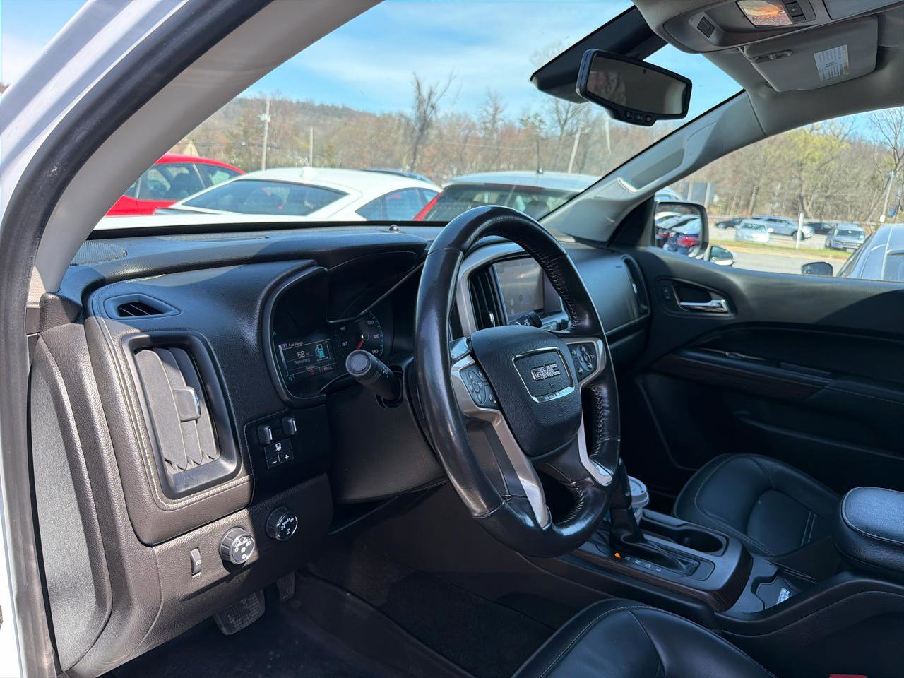 Used 2018 GMC Canyon Denali image 14