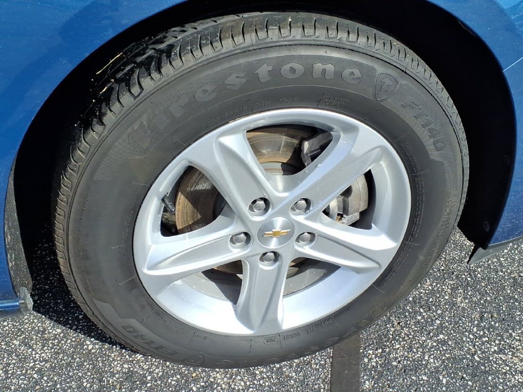 Used 2025 Chevrolet Malibu LS w/ Driver Confidence Package FWD image 12