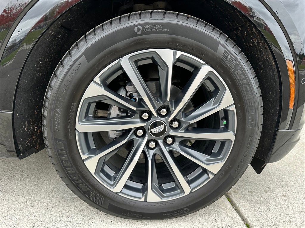 Used 2025 Cadillac Lyriq Sport image 9