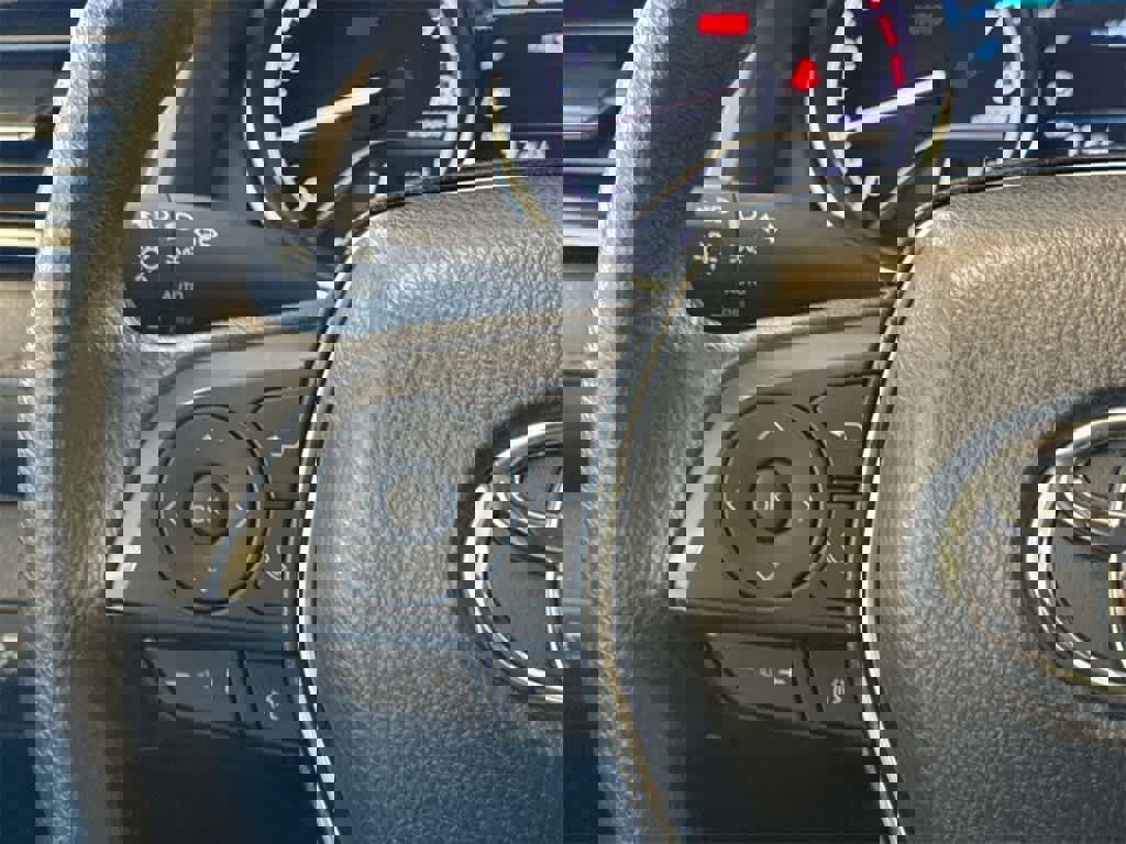 Used 2020 Toyota Camry LE image 23