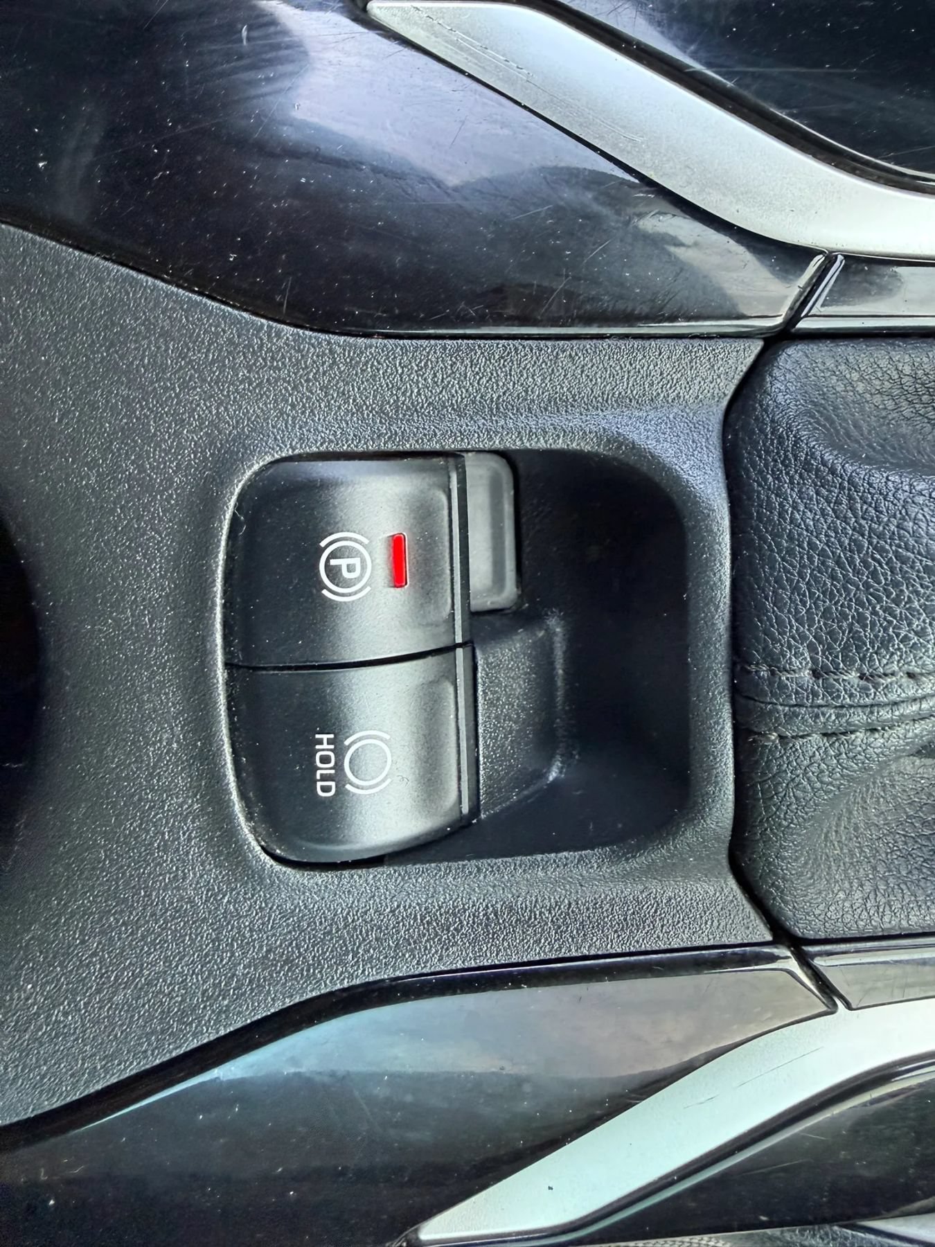 Used 2022 Toyota Corolla LE FWD image 30
