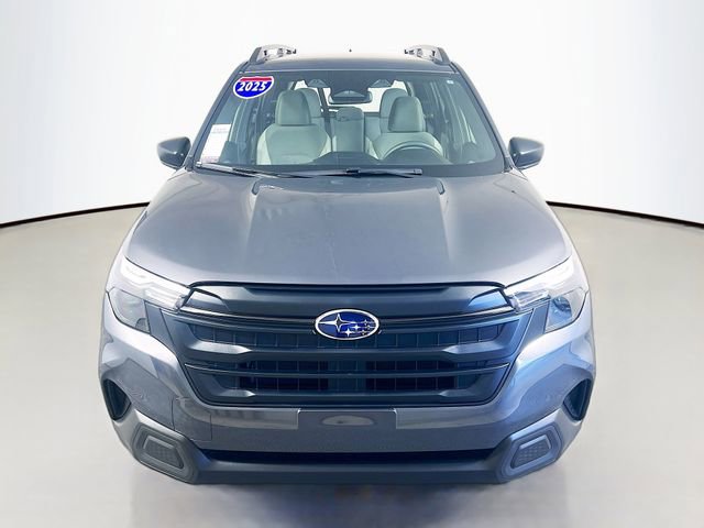 Used 2025 Subaru Forester image 3