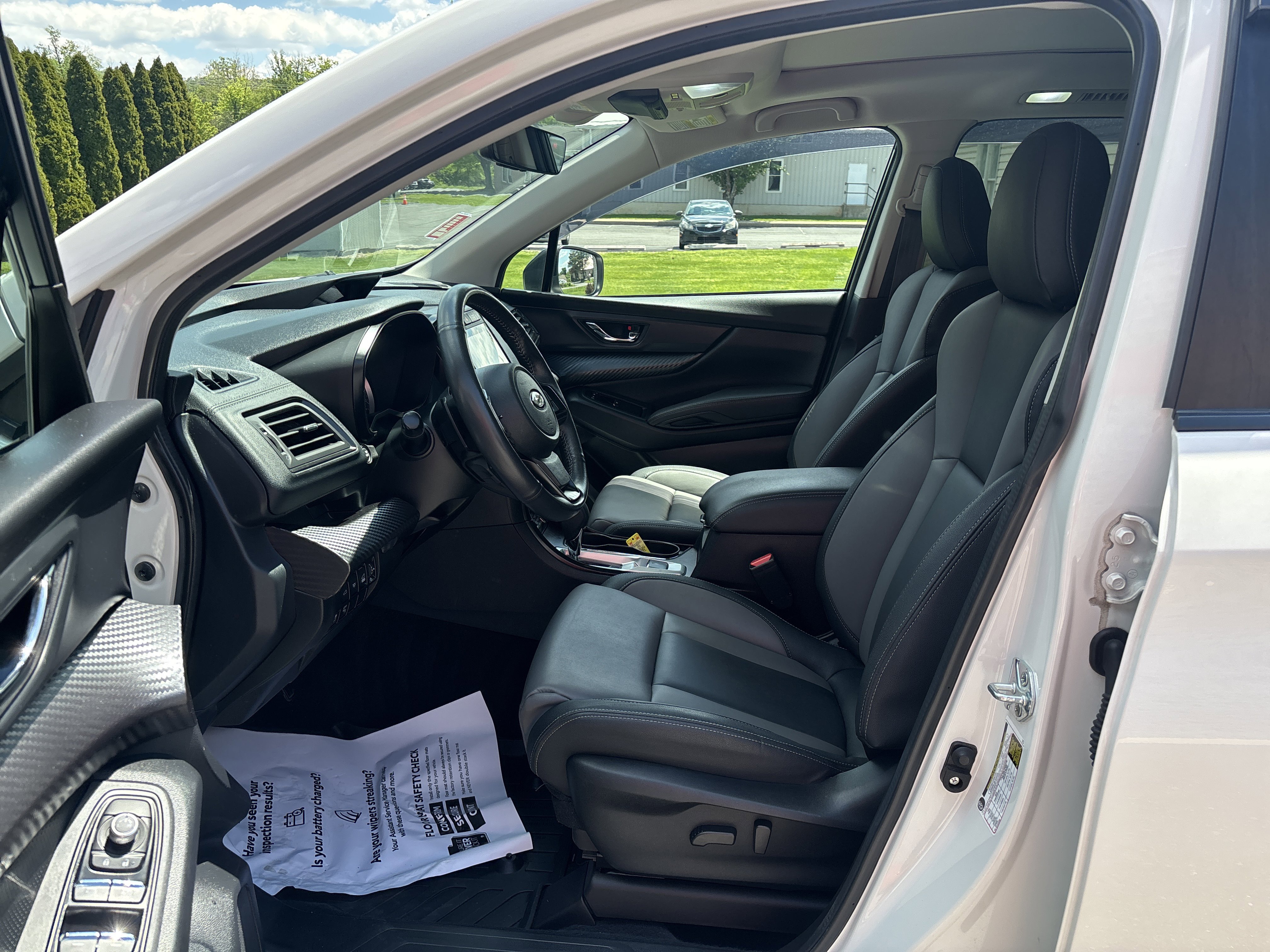 Used 2022 Subaru Ascent Onyx Edition AWD/4WD image 6
