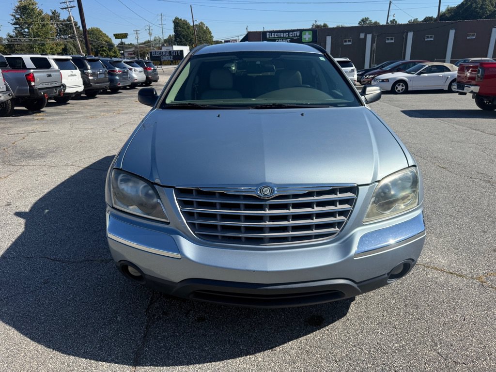 Used 2005 Chrysler Pacifica Touring FWD image 2