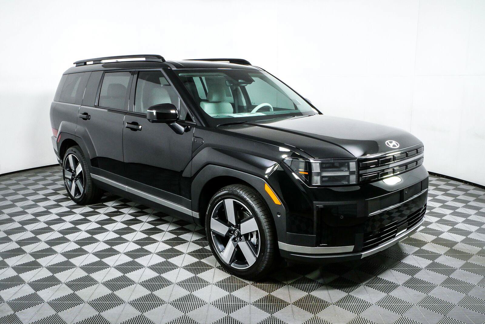 New 2026 Hyundai Santa Fe Limited FWD image 1
