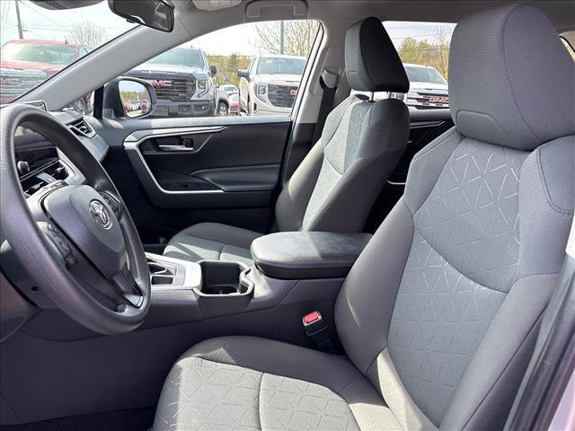 Used 2023 Toyota RAV4 XLE AWD/4WD image 19