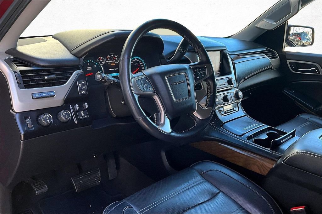 Used 2020 GMC Yukon XL Denali image 16