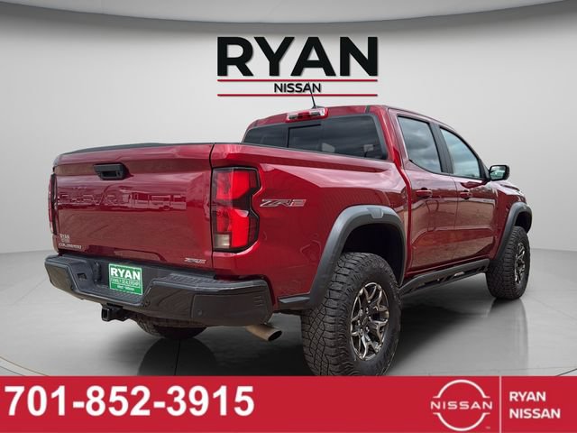 Used 2024 Chevrolet Colorado ZR2 w/ Technology Package AWD/4WD image 3