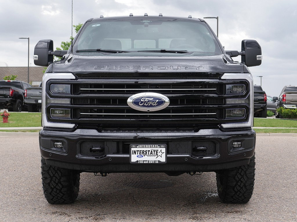 New 2026 Ford F350 Platinum w/ Tremor Off-Road Package AWD/4WD image 8