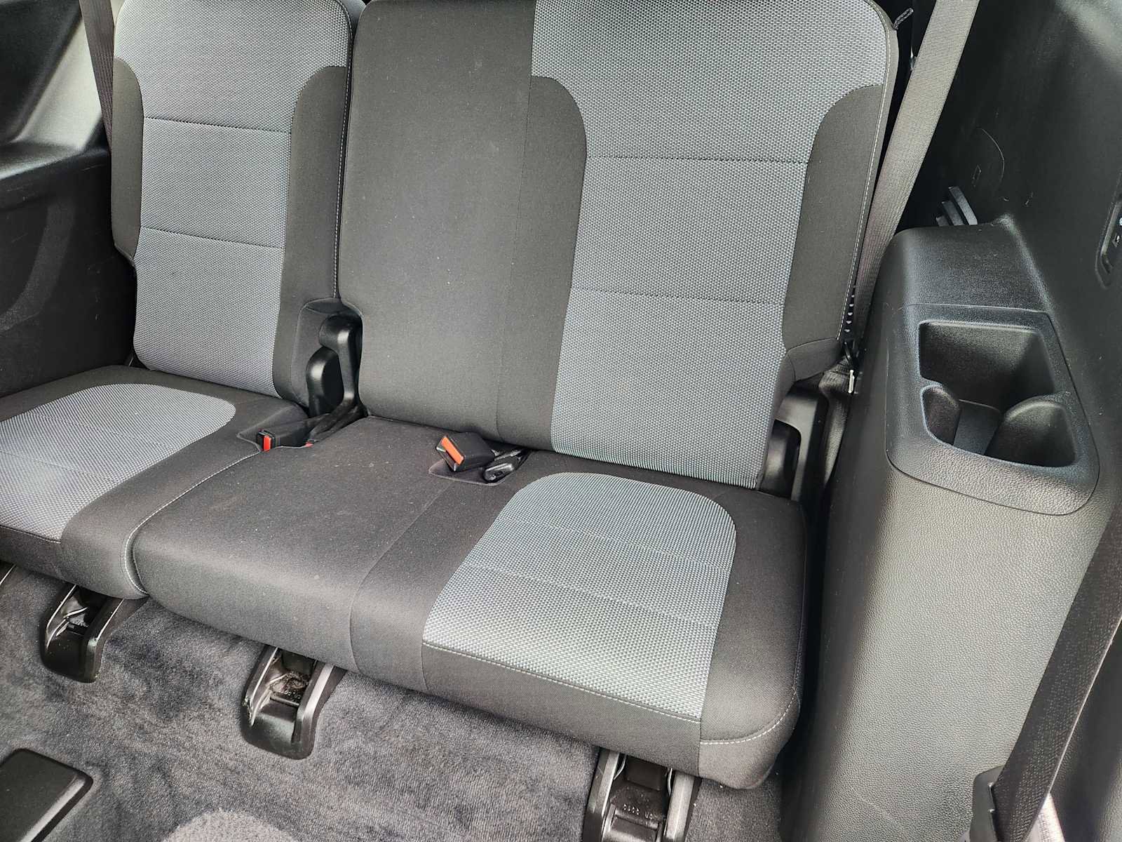 Used 2021 Chevrolet Traverse LT image 31