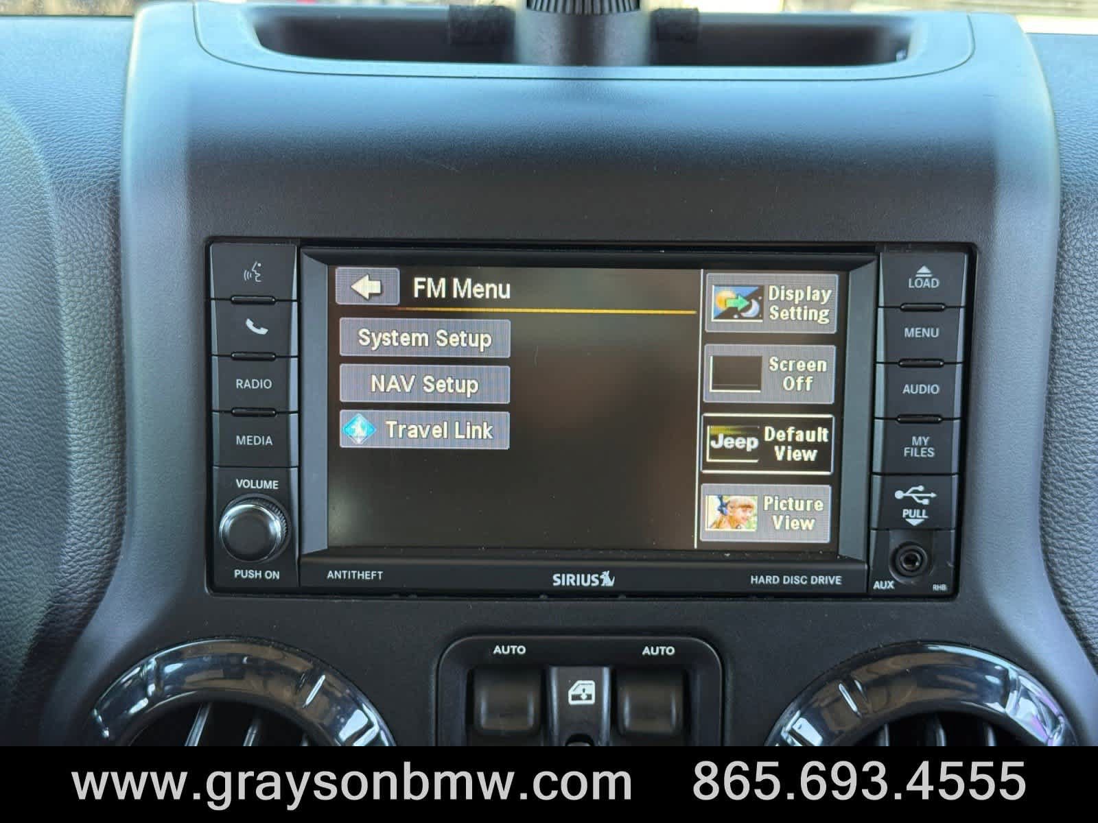 Used 2015 Jeep Wrangler Unlimited Sahara w/ Connectivity Group AWD/4WD image 24