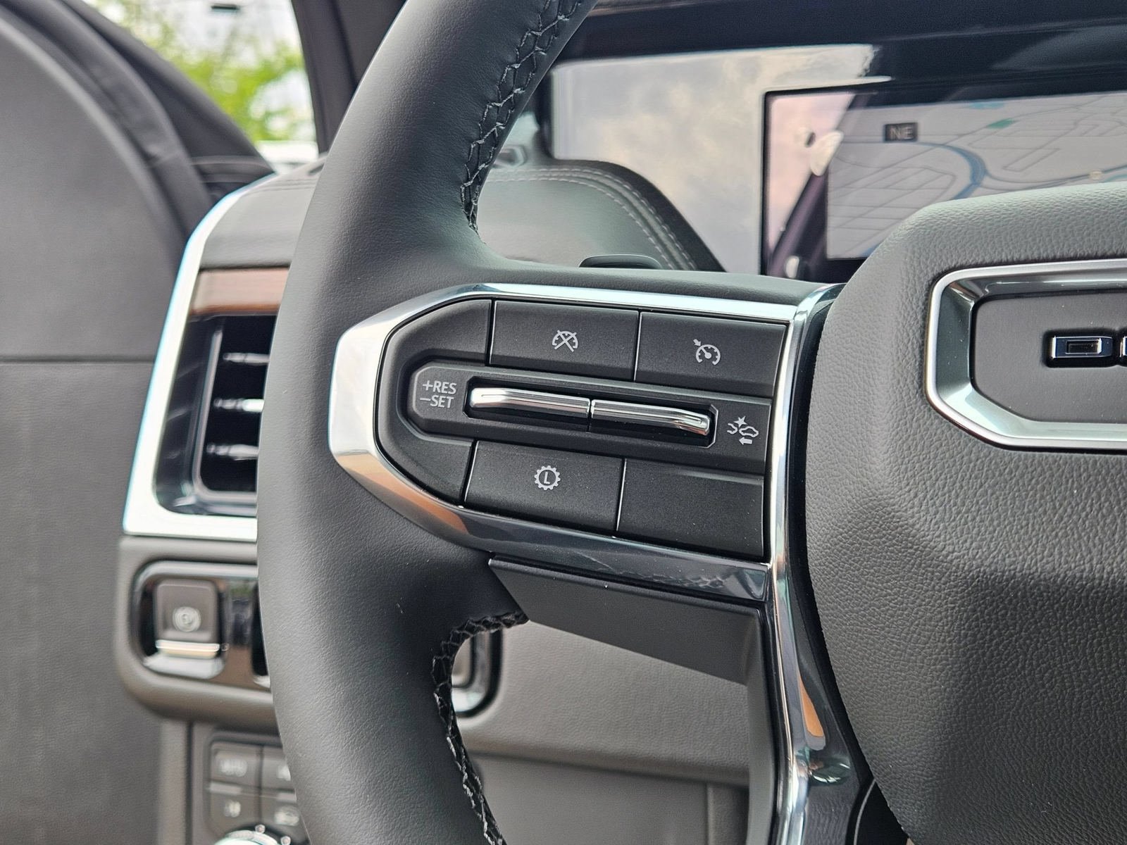 New 2026 GMC Yukon Denali AWD/4WD image 11