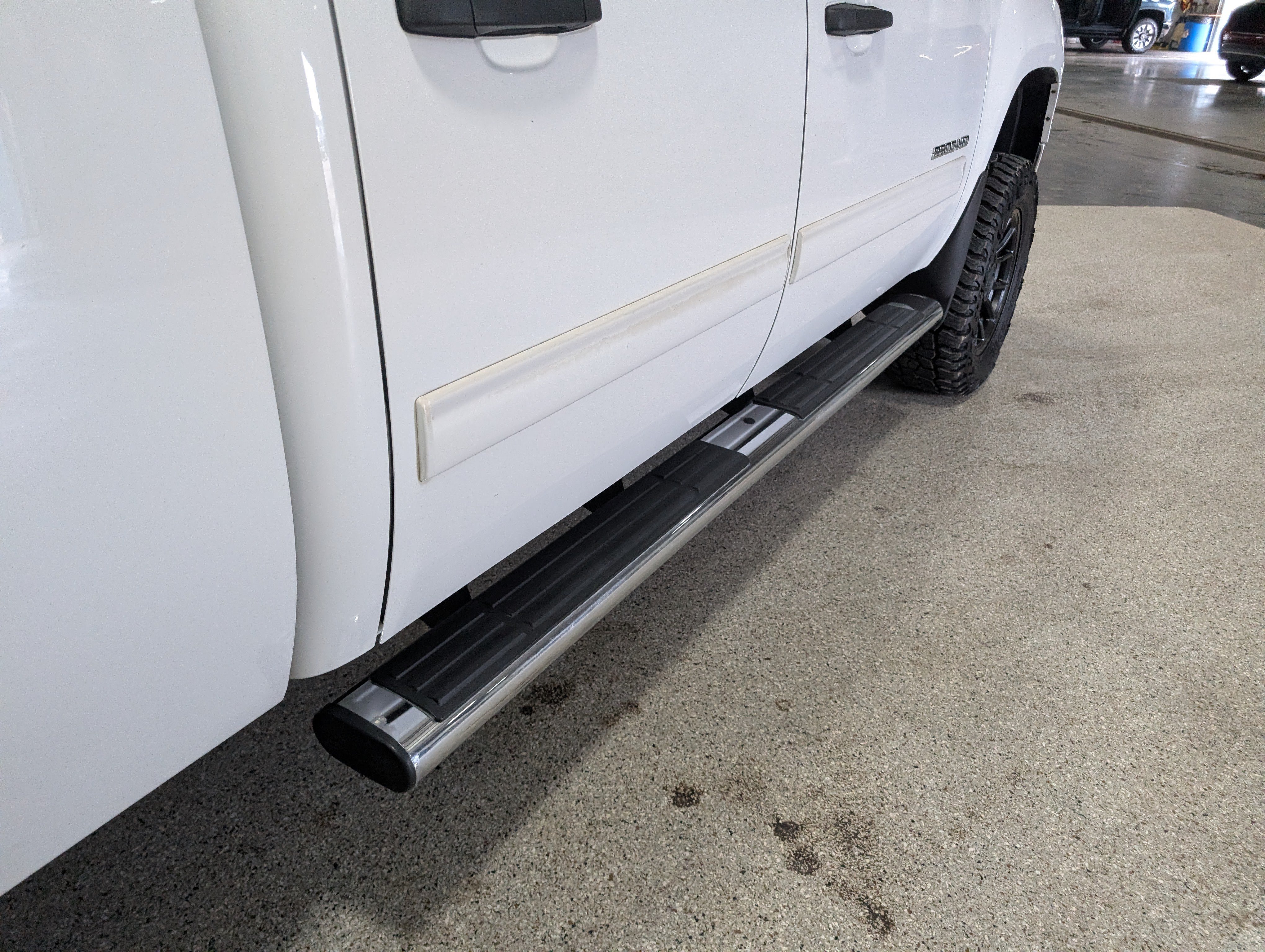 Used 2014 GMC Sierra 2500 SLE w/ SLE Preferred Package AWD/4WD image 11
