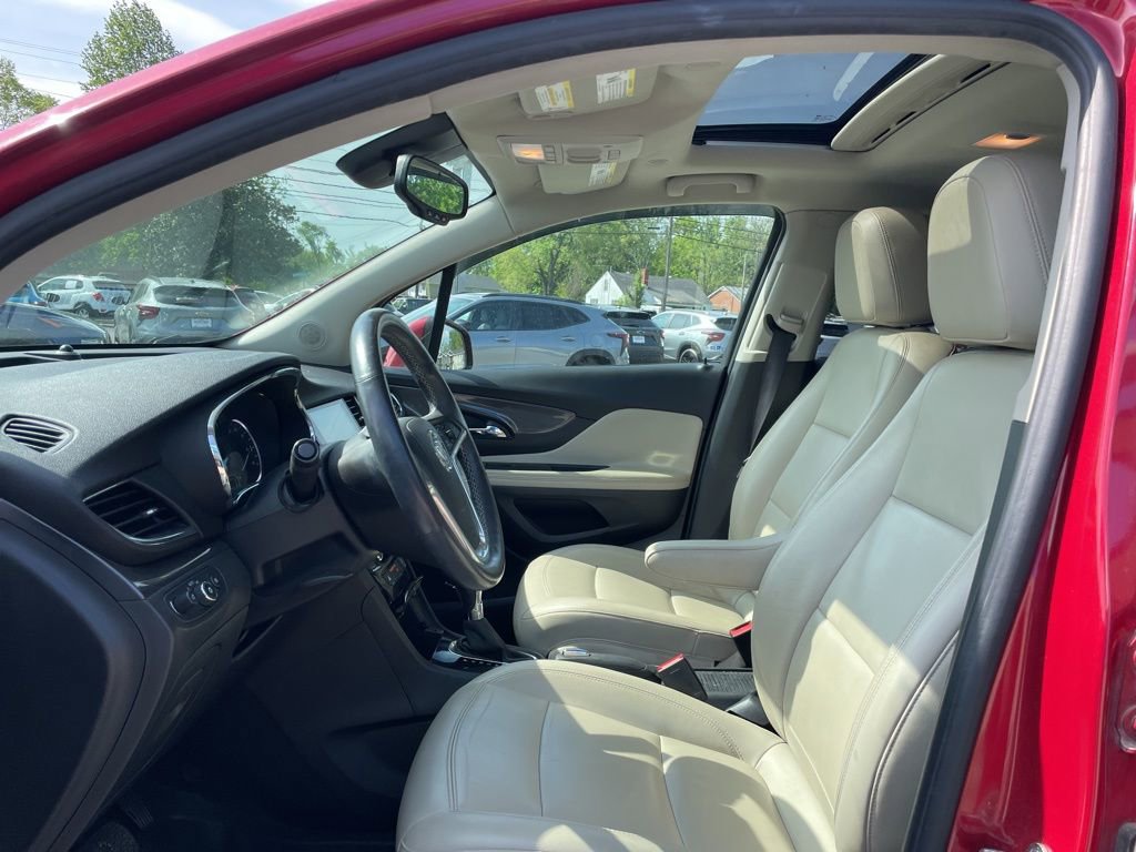 Used 2017 Buick Encore Essence w/ Experience Buick Package image 10