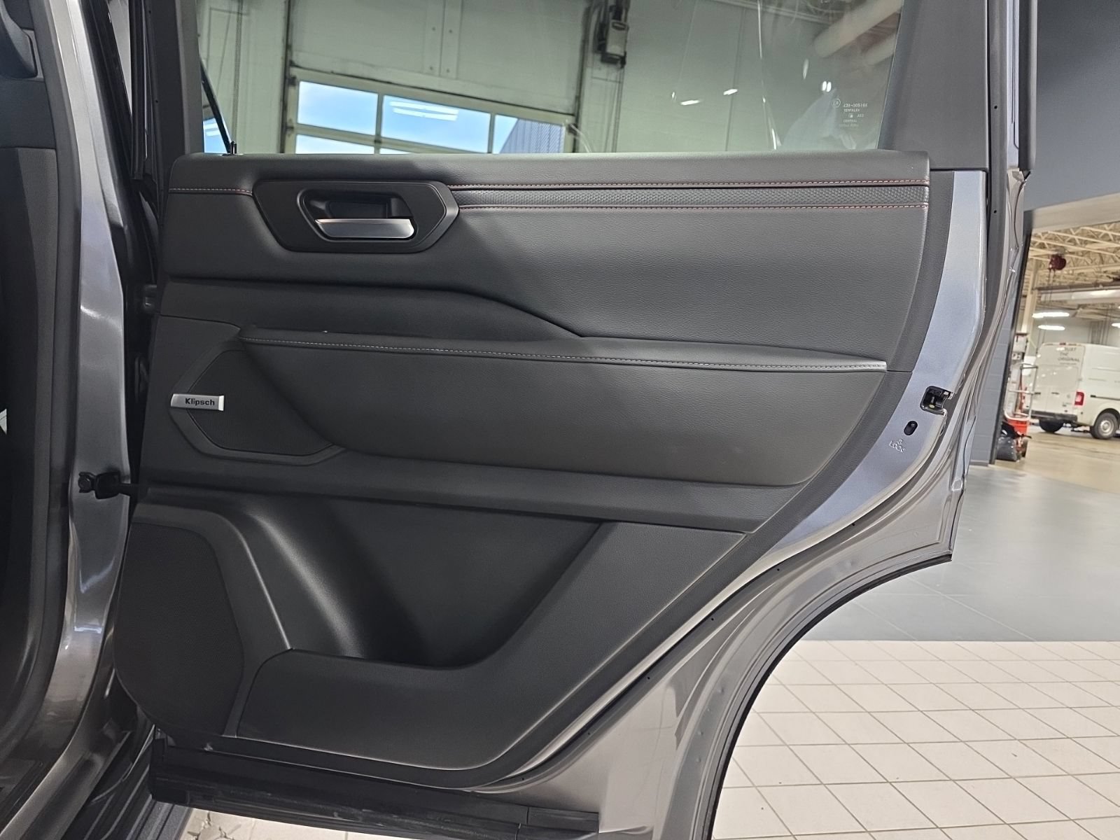 Certified 2025 Nissan Armada PRO-4X w/ Pro-4X Premium Package AWD/4WD image 29