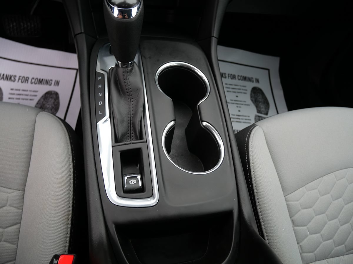 Used 2019 Chevrolet Equinox LS AWD/4WD image 12