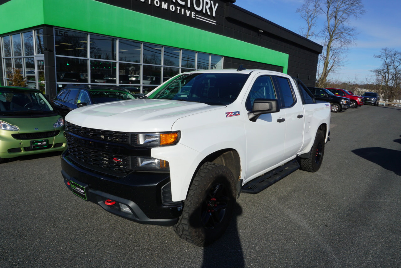 Used 2019 Chevrolet Silverado 1500 Custom Trail Boss image 2
