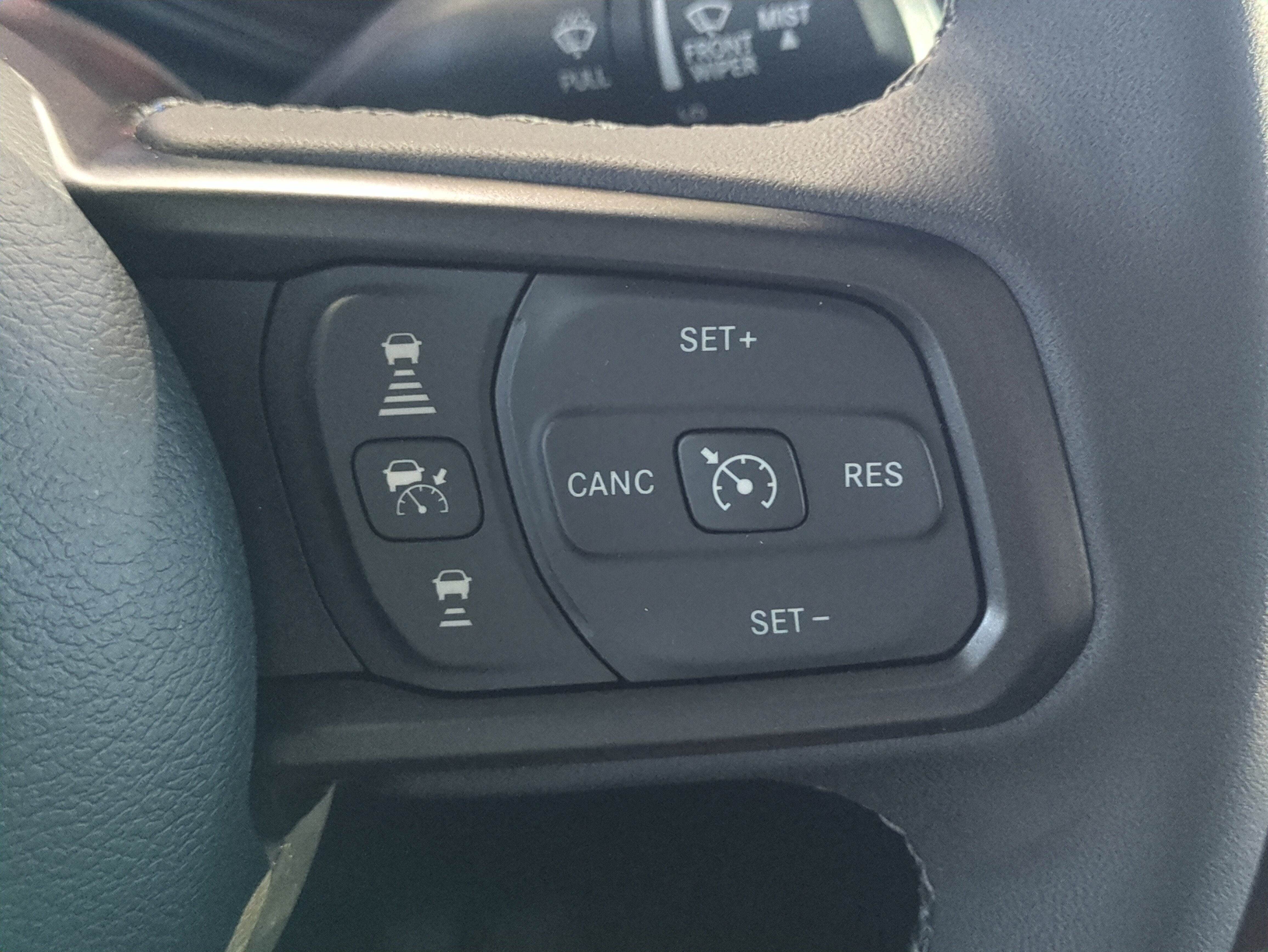 New 2025 Jeep Gladiator Sport AWD/4WD image 27