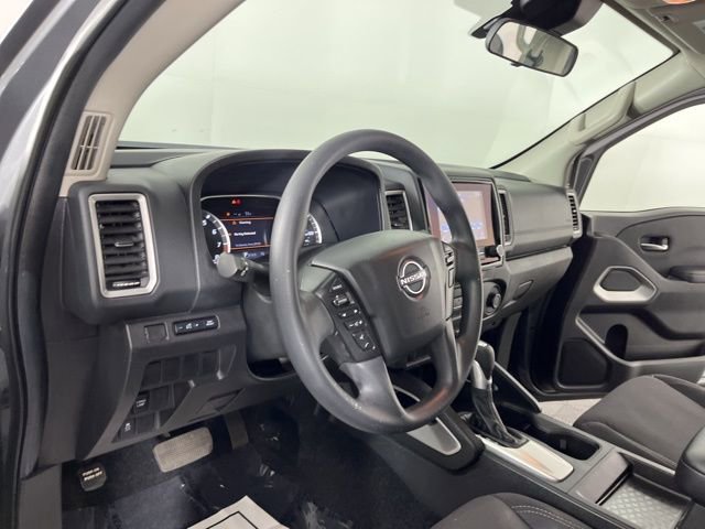 Used 2024 Nissan Frontier SV image 19